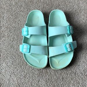 (5 for 15$) pacsun “birkenstock’s” green
